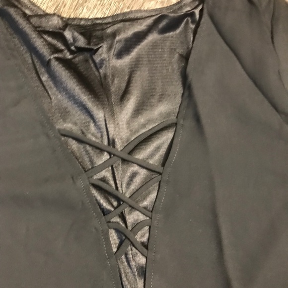 Cute 😍 simple Black Dress Long Sleeve Medium - Picture 4 of 8